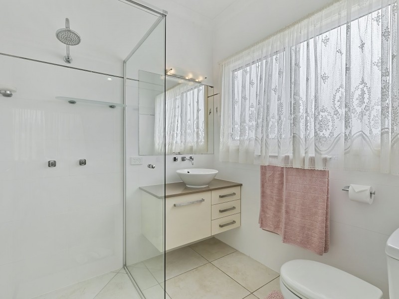 2/15 Seaeagle Place, Banksia Beach QLD 4507