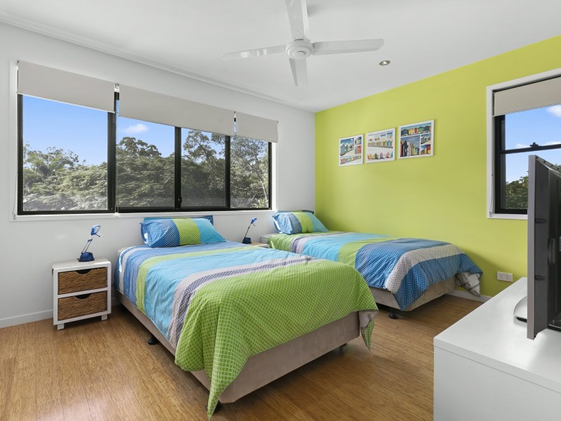 54 White Patch Esplanade, White Patch QLD 4507