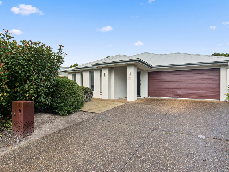 21 Vanillalily Close, Banksia Beach QLD 4507