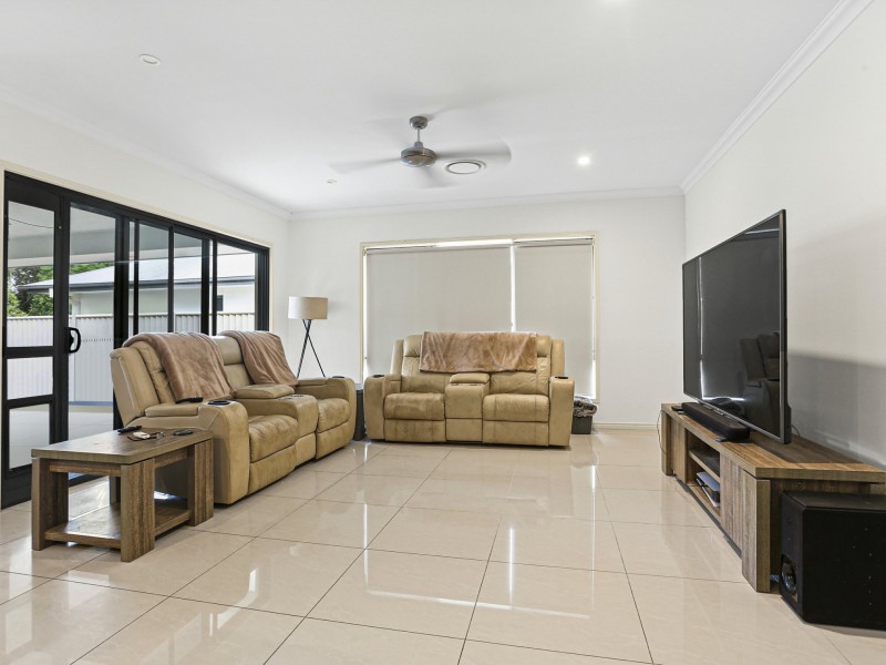 21 Vanillalily Close, Banksia Beach QLD 4507