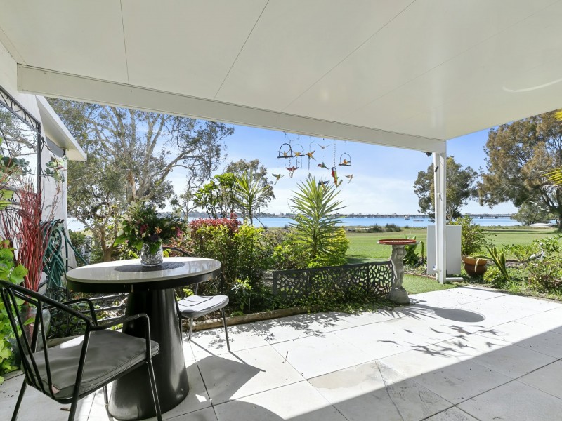 5A/16 Spinnaker Drive, Sandstone Point QLD 4511