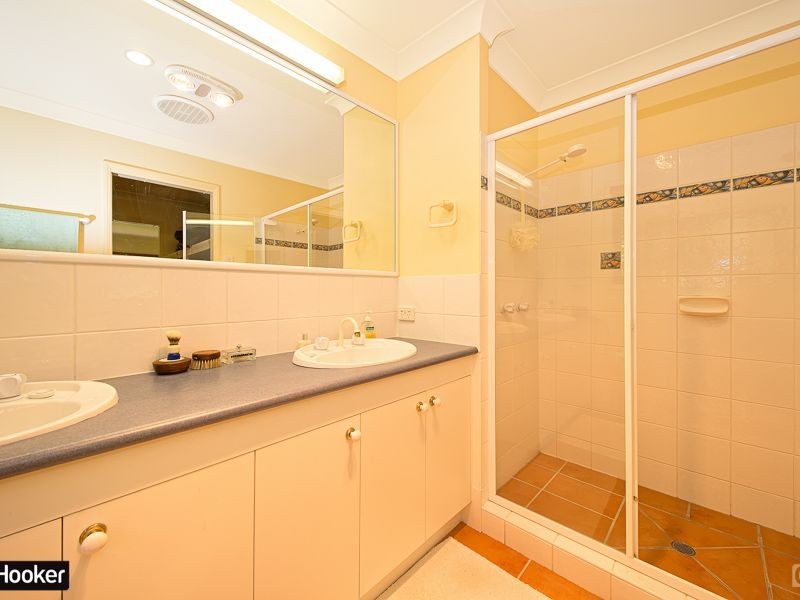 18 Avalon Street, Sandstone Point QLD 4511