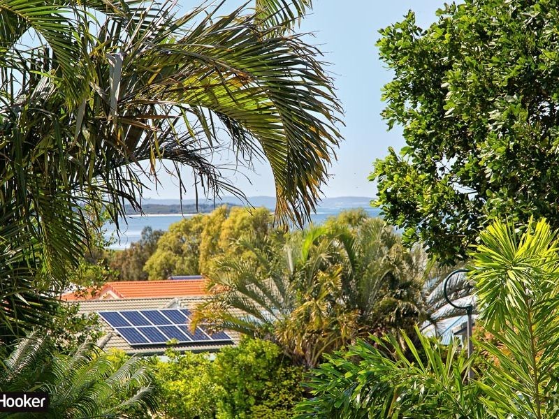 18 Avalon Street, Sandstone Point QLD 4511