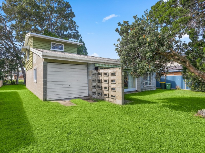 9 Solander Esplanade, Banksia Beach QLD 4507