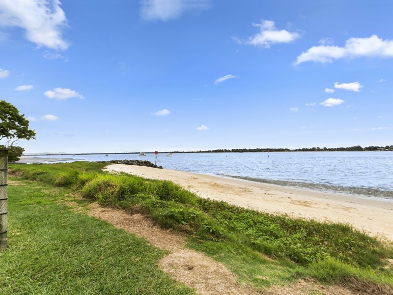 3/18 Spinnaker Drive, Sandstone Point QLD 4511