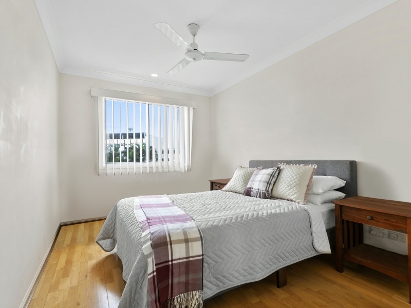 3/18 Spinnaker Drive, Sandstone Point QLD 4511