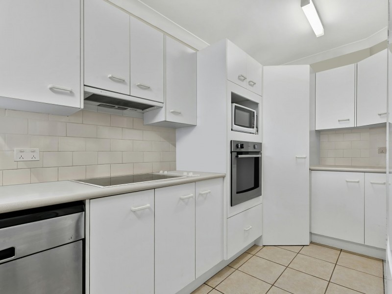 3/18 Spinnaker Drive, Sandstone Point QLD 4511