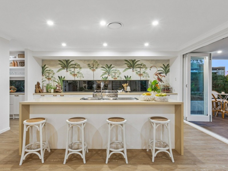 38 Vanillalily Close, Banksia Beach QLD 4507