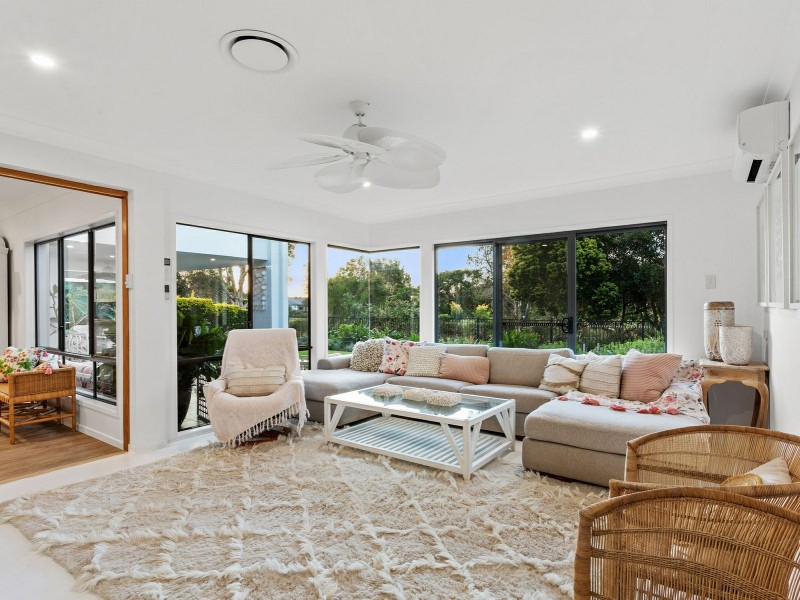 38 Vanillalily Close, Banksia Beach QLD 4507