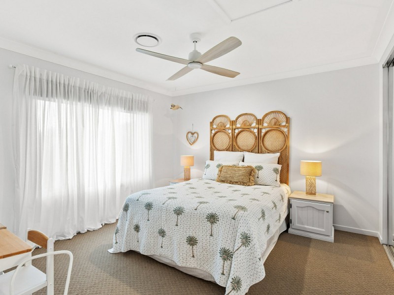 38 Vanillalily Close, Banksia Beach QLD 4507