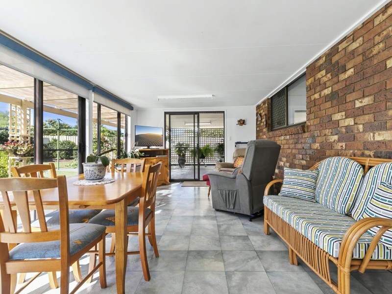 70 Phoenix Avenue, Bongaree QLD 4507