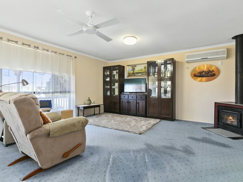 70 Phoenix Avenue, Bongaree QLD 4507