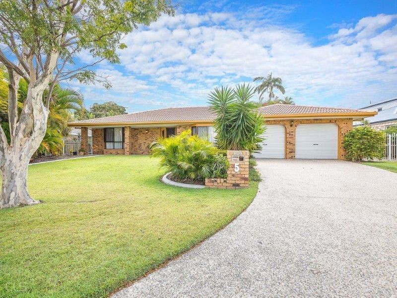 Sandstone Point QLD 4511