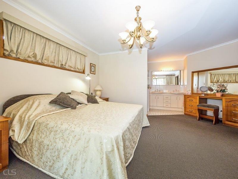 Sandstone Point QLD 4511