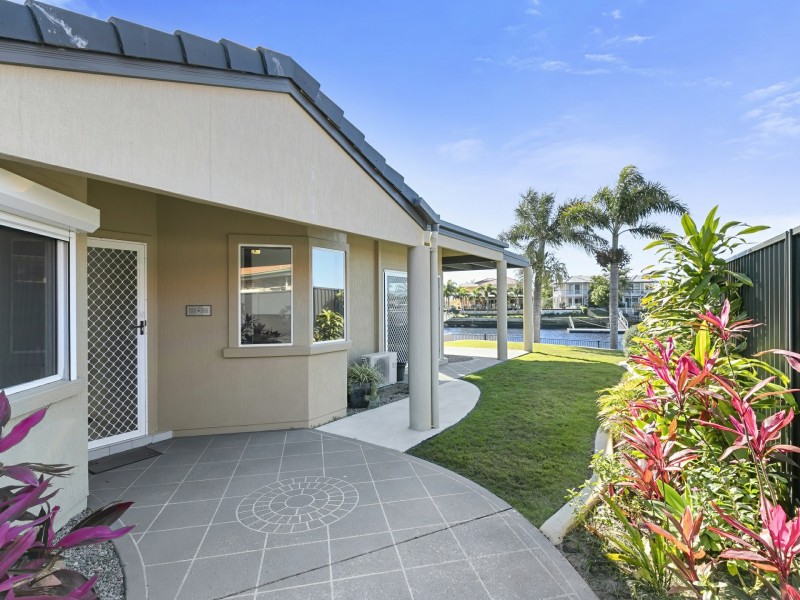 1/50 Pacific Drive, Banksia Beach QLD 4507