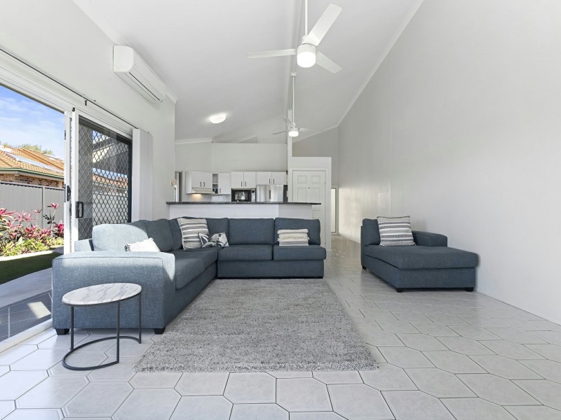 1/50 Pacific Drive, Banksia Beach QLD 4507