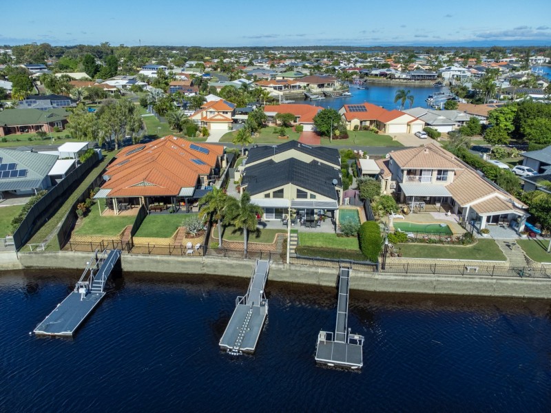1/50 Pacific Drive, Banksia Beach QLD 4507