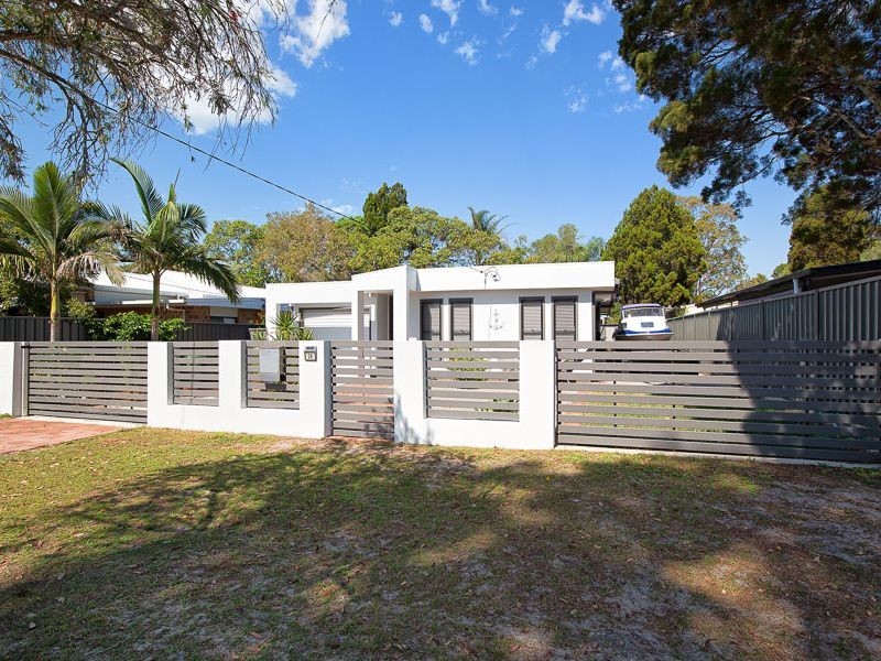 28 Cumming Street, Bongaree QLD 4507