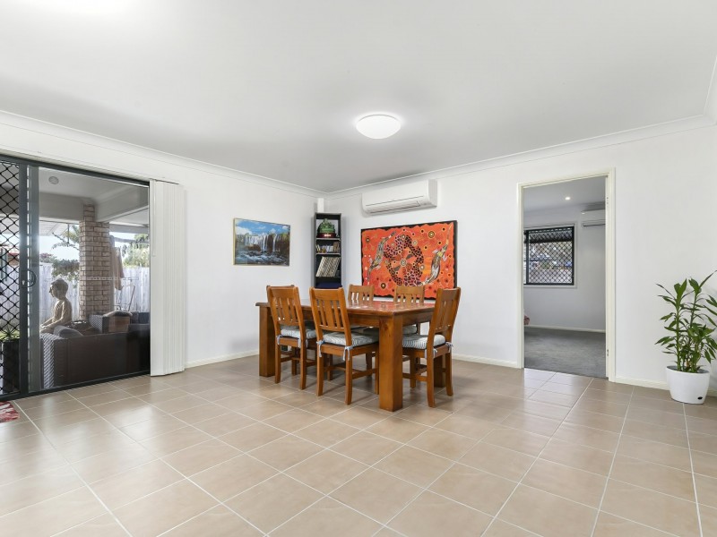 37 Ningi Esplanade, Ningi QLD 4511
