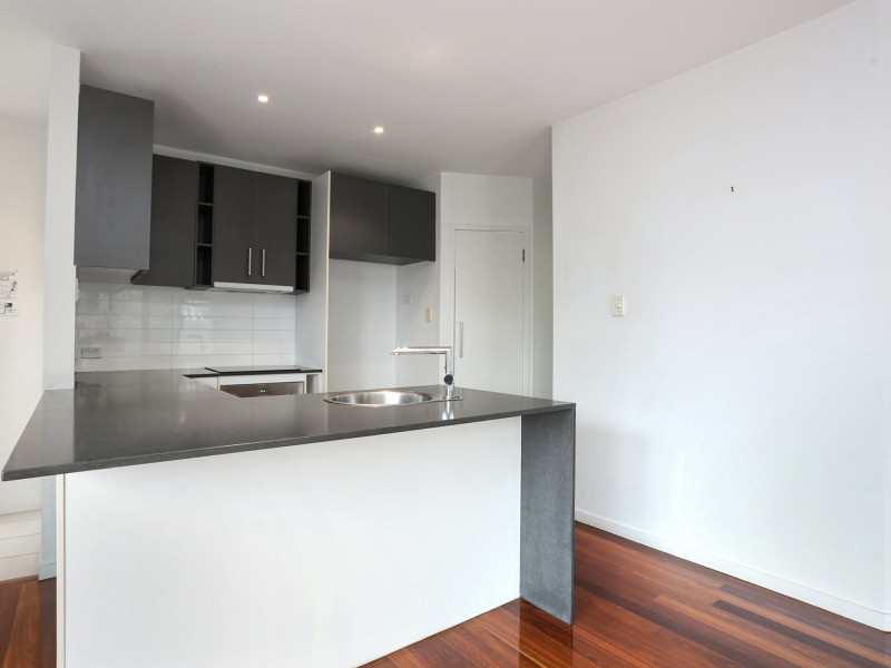 6/11 Wattle Avenue, Bongaree QLD 4507
