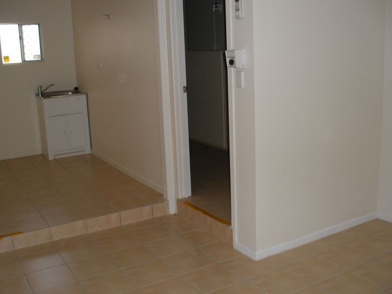 Shop 3/5 Biggs Avenue, Beachmere QLD 4510