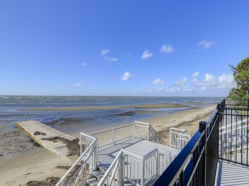 Shop 3/5 Biggs Avenue, Beachmere QLD 4510