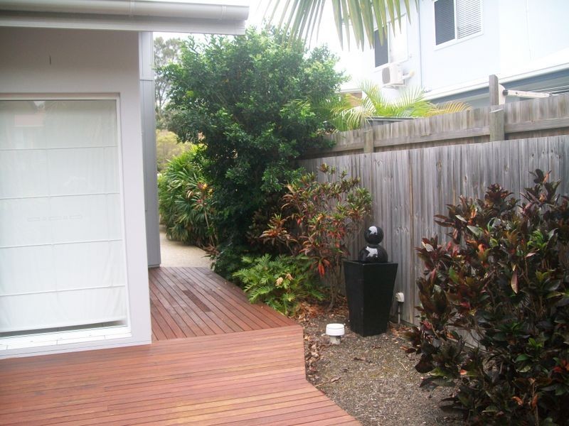 8/12 Kangaroo Av, Bongaree QLD 4507