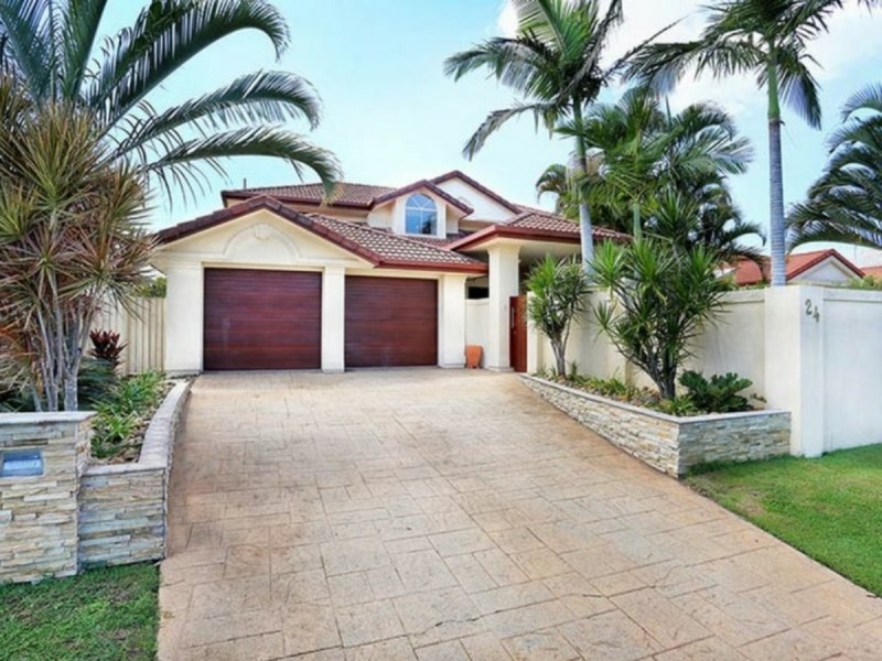 24 Pacific Drive, Banksia Beach QLD 4507