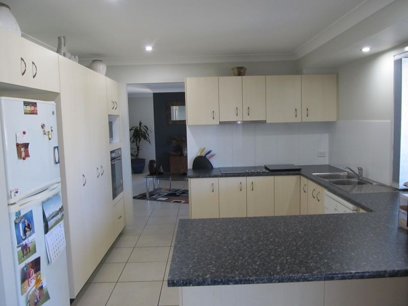 20-22 Sydes Court, Ningi QLD 4511