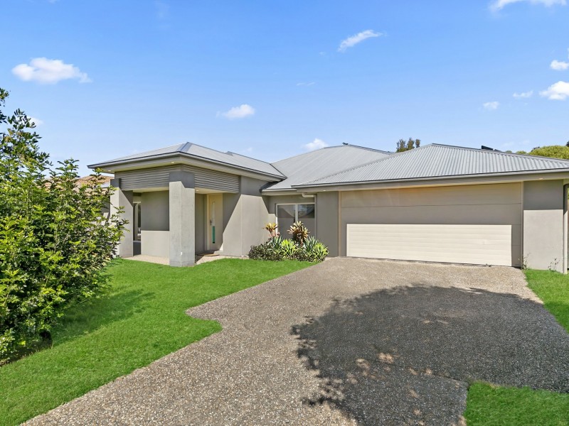 29 Grice Crescent, Ningi QLD 4511