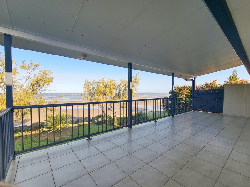 33 Biggs Avenue, Beachmere QLD 4510