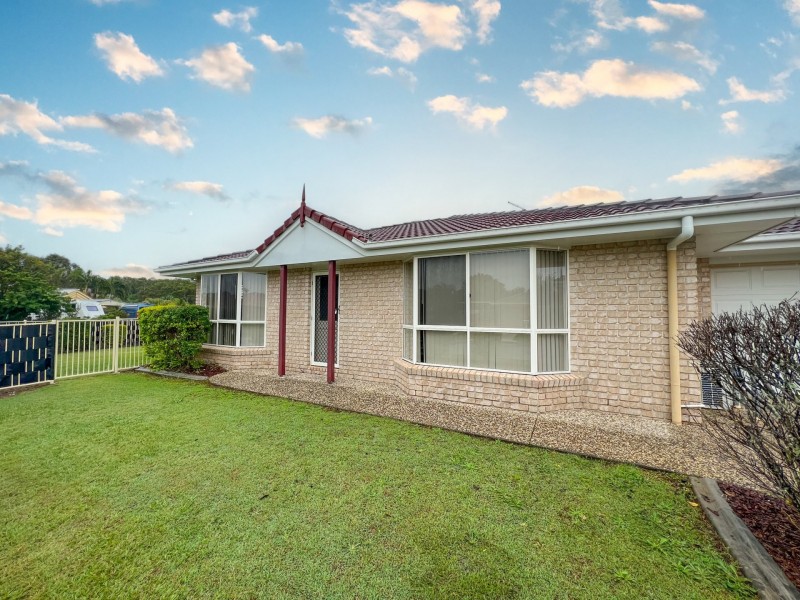 1/18 Trent Court, Sandstone Point QLD 4511