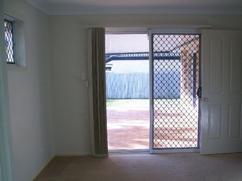 Sandstone Point QLD 4511