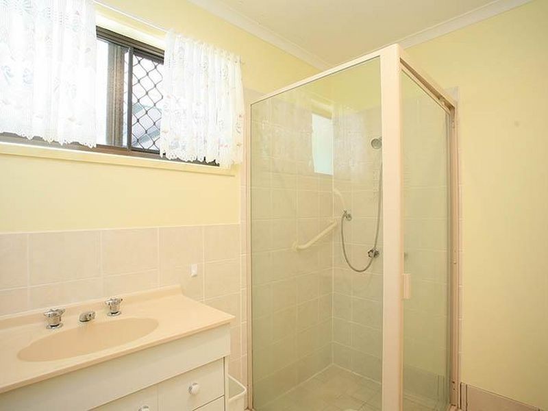 58 Spowers St, Bongaree QLD 4507