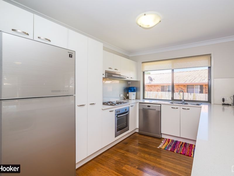 3 Gordon Crescent, Sandstone Point QLD 4511