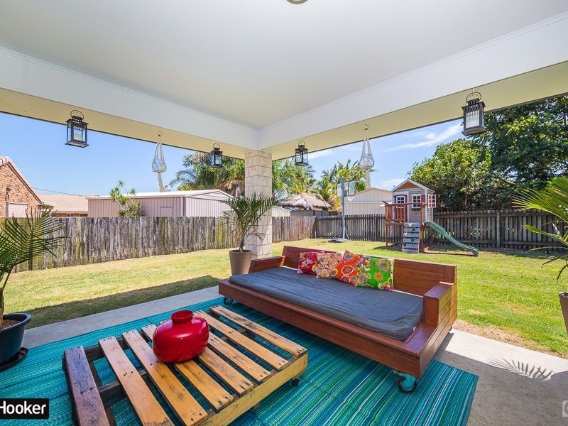 3 Gordon Crescent, Sandstone Point QLD 4511