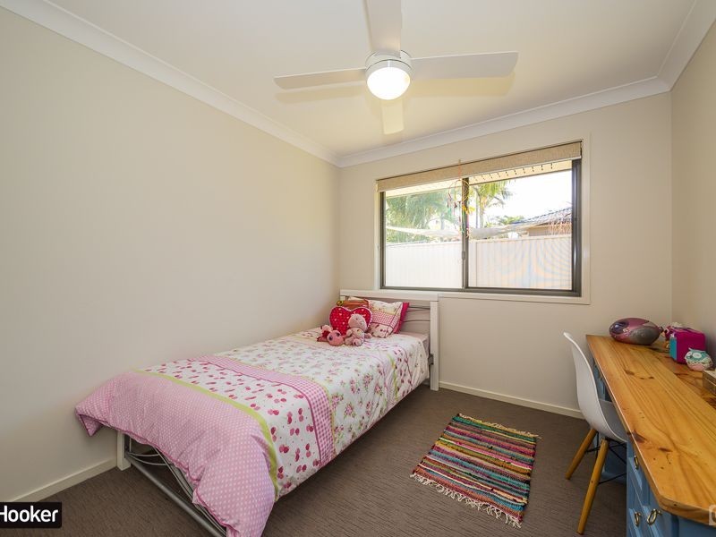 3 Gordon Crescent, Sandstone Point QLD 4511
