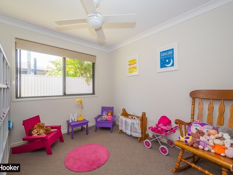 3 Gordon Crescent, Sandstone Point QLD 4511