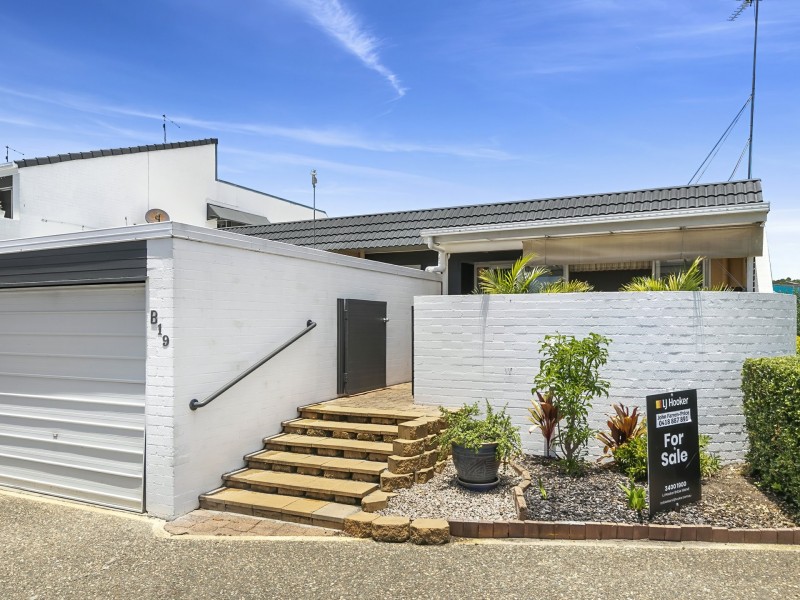 19B/10 Spinnaker Drive, Sandstone Point QLD 4511