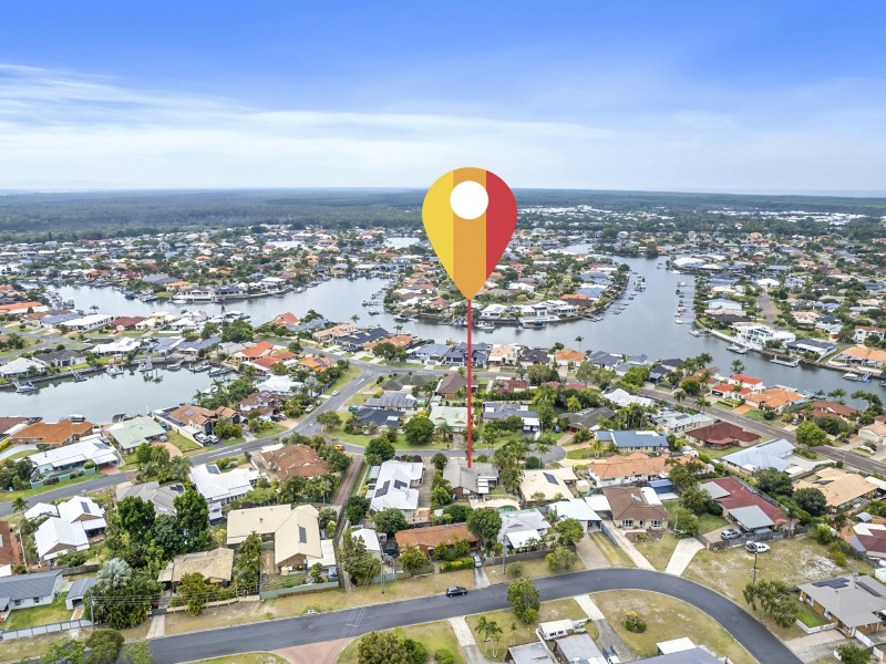 8 Fathom Court, Banksia Beach QLD 4507