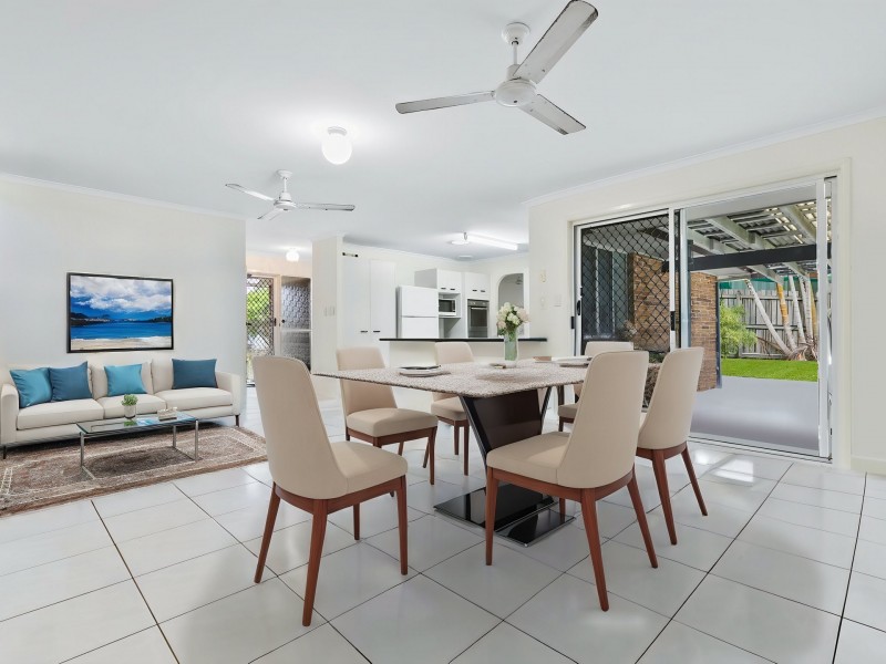 8 Fathom Court, Banksia Beach QLD 4507