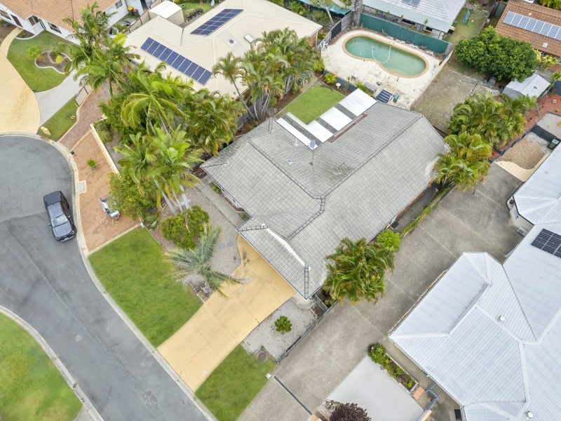 8 Fathom Court, Banksia Beach QLD 4507