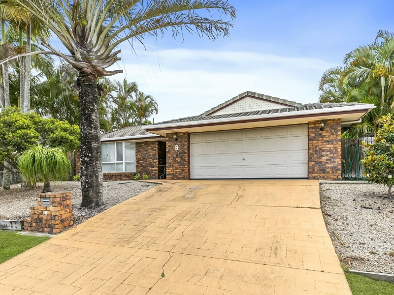 8 Fathom Court, Banksia Beach QLD 4507