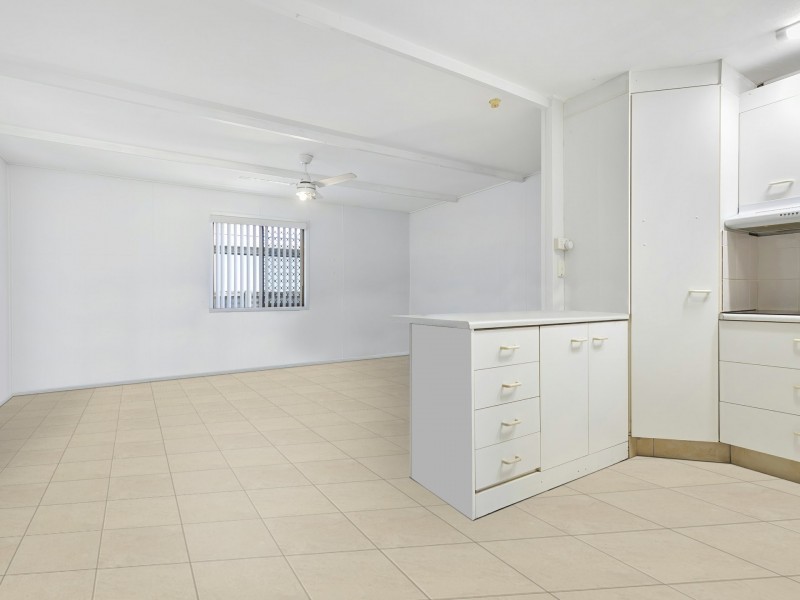 19 Avon Avenue, Banksia Beach QLD 4507