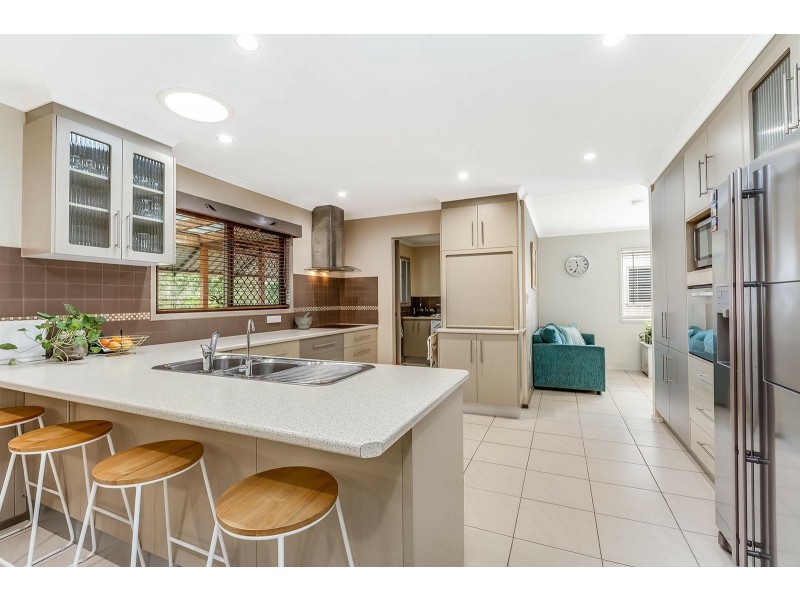 593 Bestmann Road, Ningi QLD 4511