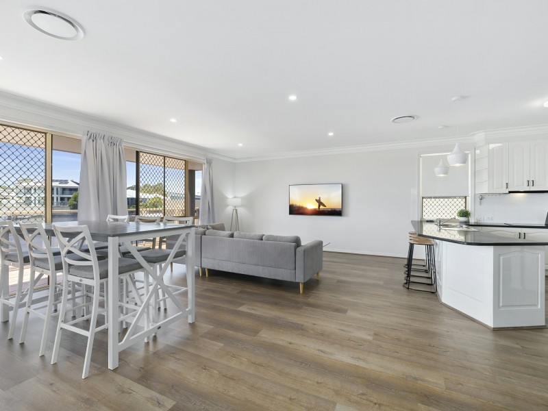1 Oleander Drive, Bongaree QLD 4507