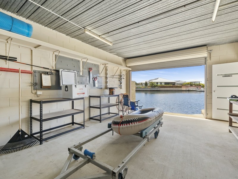 1 Oleander Drive, Bongaree QLD 4507