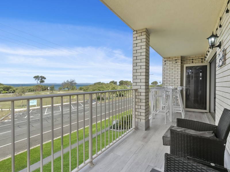 2/52 Boyd Street, Woorim QLD 4507
