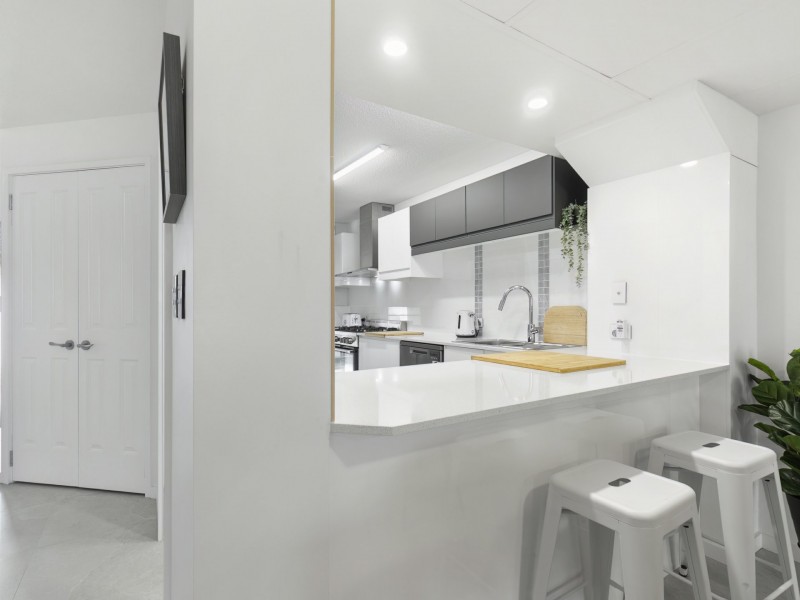 19A/16 Spinnaker Drive, Sandstone Point QLD 4511