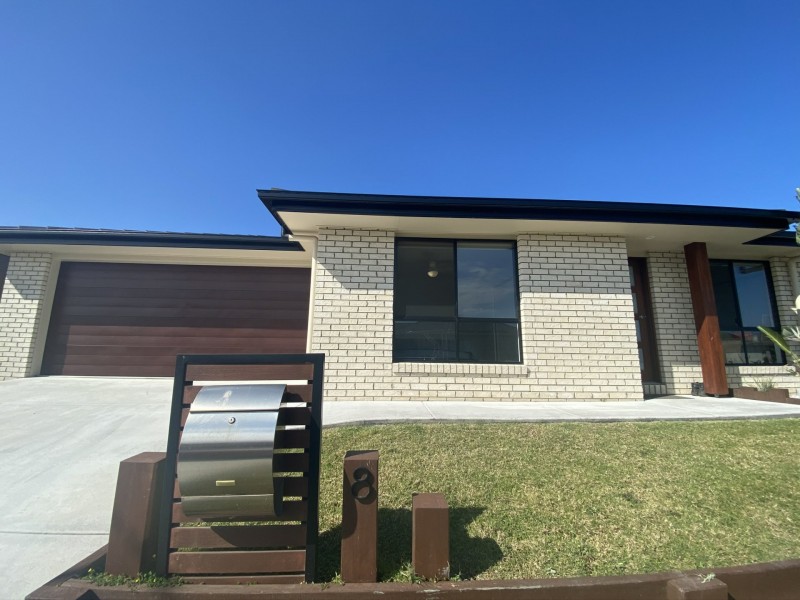 8 Lungfish Circuit, Bongaree QLD 4507